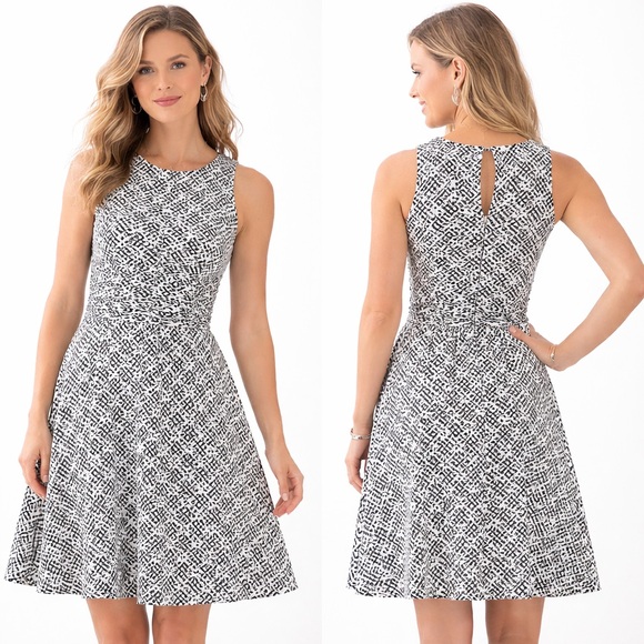 The Limited Dresses & Skirts - The Limited Women’s Black White Geometric Print Sleeveless Fit & Flare Dress